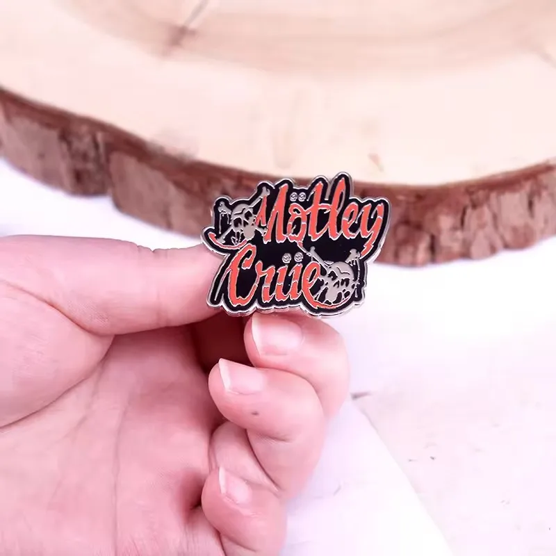 Muziek Logo Broche Klassieke j - Heavy Equipment Logo recensie en prijs