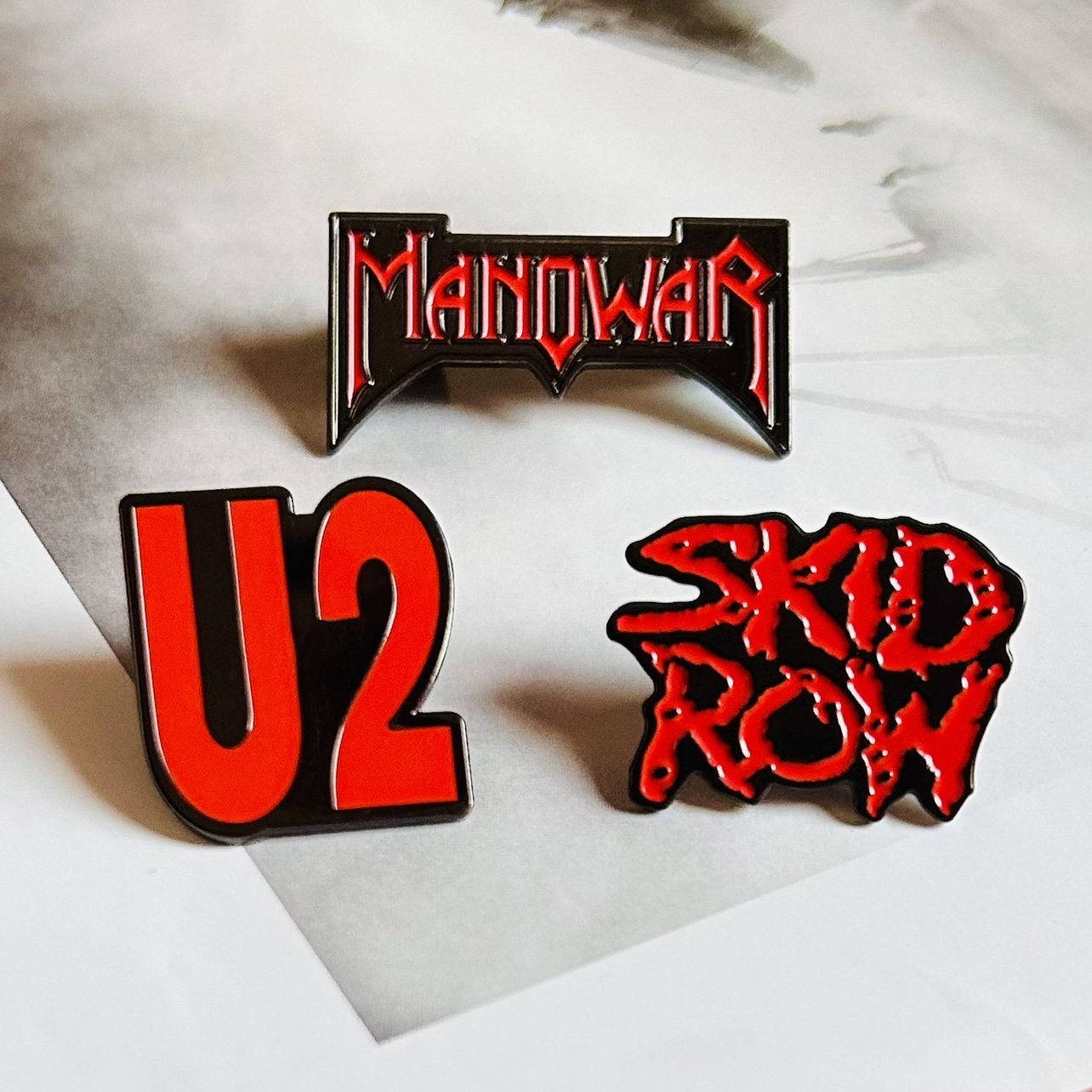 Rock Band Logo Metal Badge Muz - Heavy Equipment Logo recensie en prijs